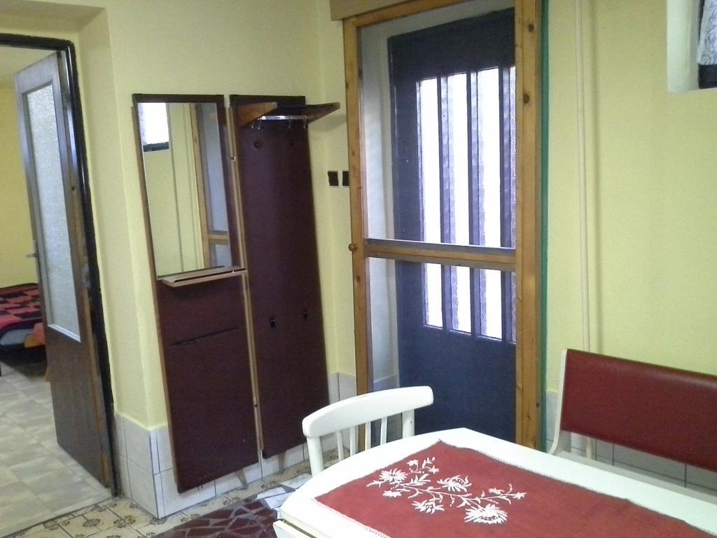 Utulny Privat Apartman Veľký Meder Kültér fotó