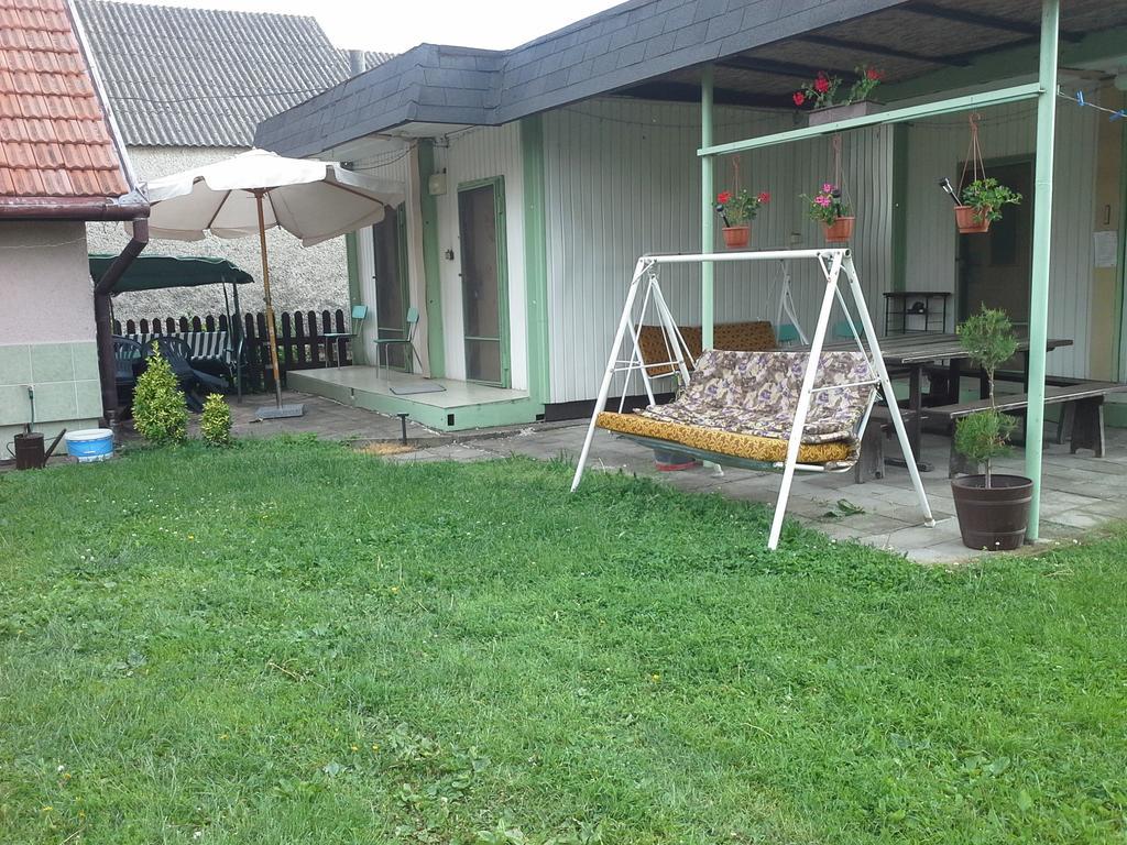 Utulny Privat Apartman Veľký Meder Kültér fotó
